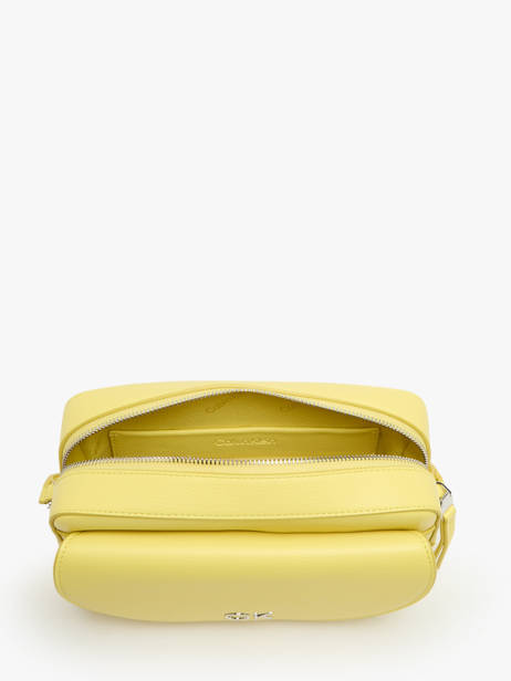 Sac Bandoulière Ck Daily Calvin klein jeans Jaune ck daily K611914 vue secondaire 3